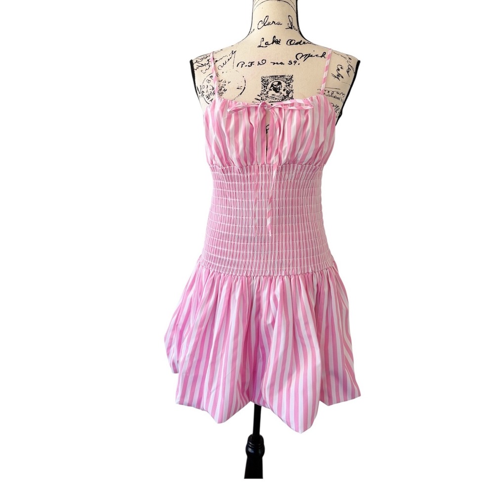 Gianni Bini Pink White Striped Smocked Bubble Hem Mini Dress Coquette Barbiecore - Picture 8 of 15